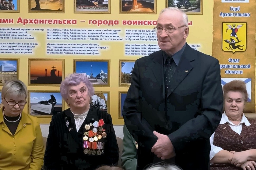 Ветеран Росгвардии принял участие в уроке Мужества, посвящённом 80-летию полного освобождения Ленинграда